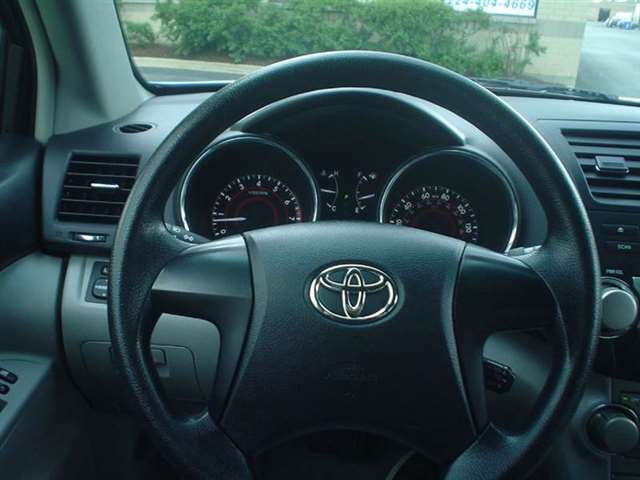 Toyota Highlander 2008 photo 26
